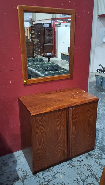 Lot 11 - FURNITURE LOT