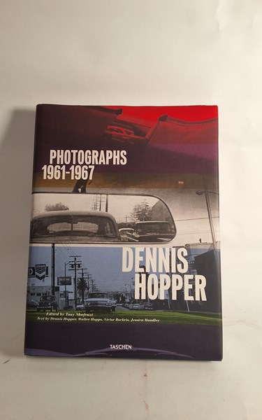 Lot 1340 - DENNIS HOPPER