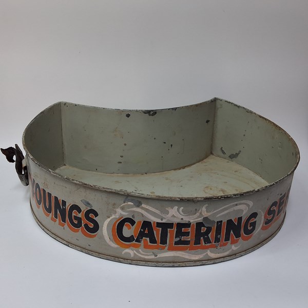 Lot 1279 - CATERING TRAY