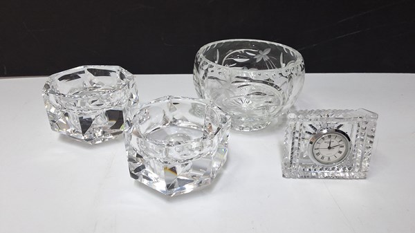 Lot 1327 - CRYSTAL WARE