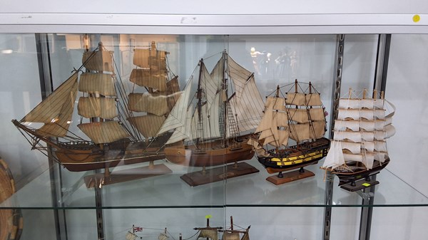 Lot 1417 - MODEL SHIPS