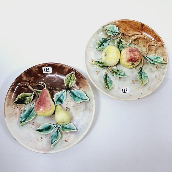 Lot 1305 - MAJOLICA WALL PLATES