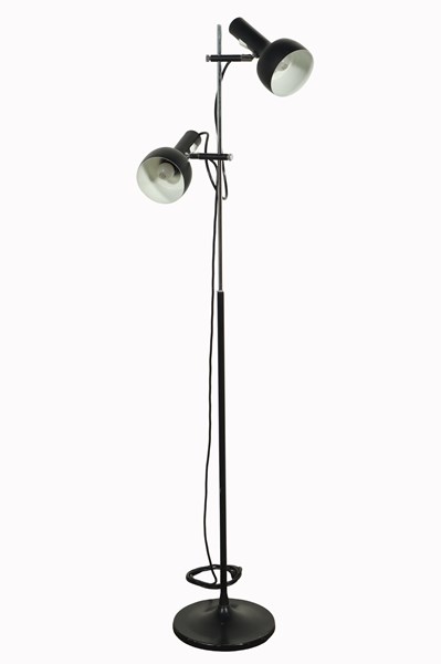 Lot 121 - OSLO STUDIO LAMP