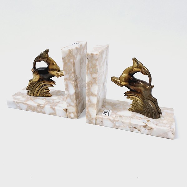 Lot 1387 - BOOK ENDS