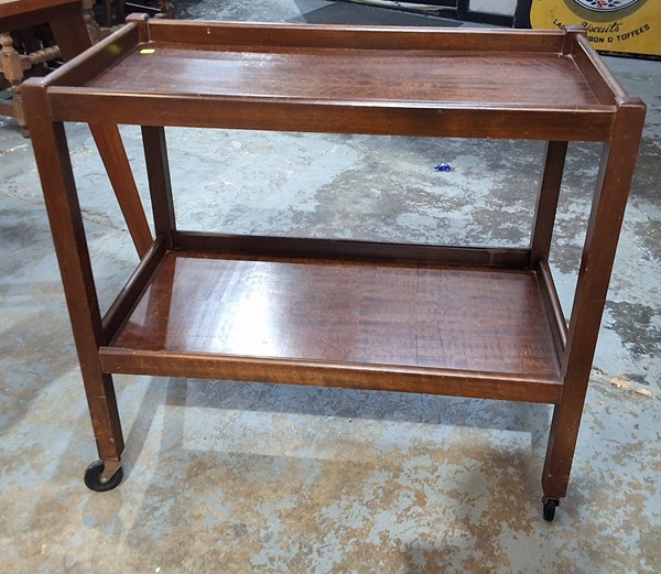 Lot 350 - TRAY MOBILE