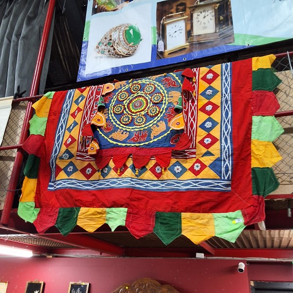 Lot 92 - APPLIQUE CANOPY