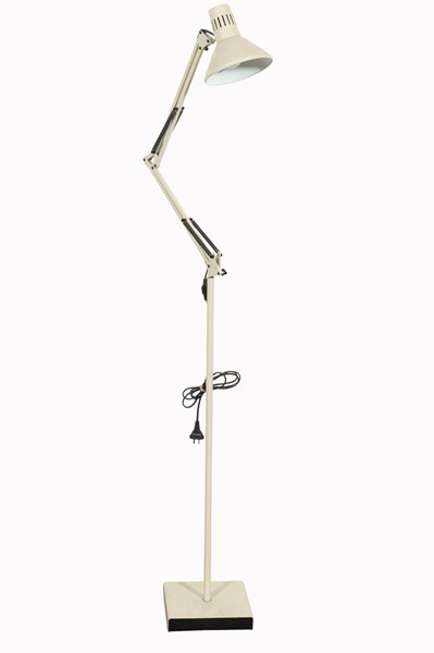 Lot 10 - PLANET STUDIO LAMP