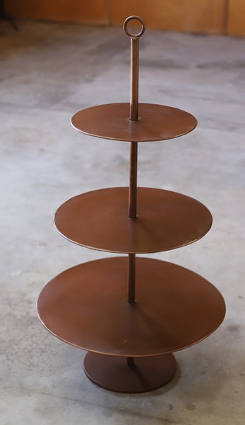 Lot 383 - CAKE STAND