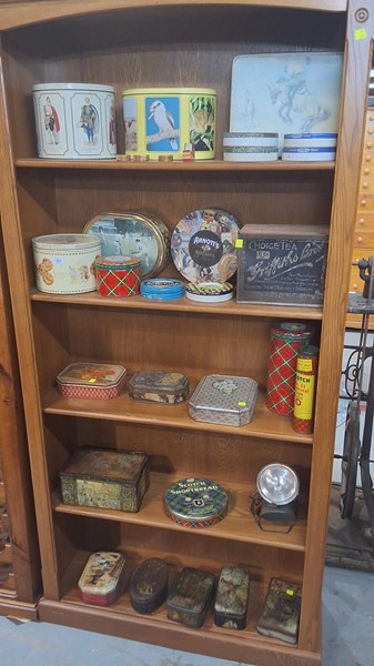 Lot 386 - TINS