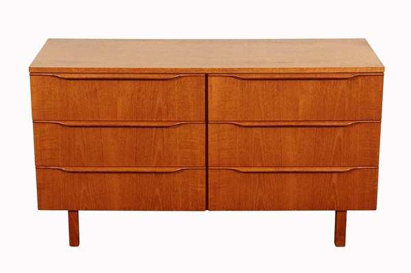 Lot 65 - LOWLINE CHEST OF DRAWERS