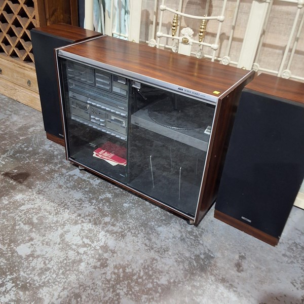 Lot 277 - STEREO UNIT