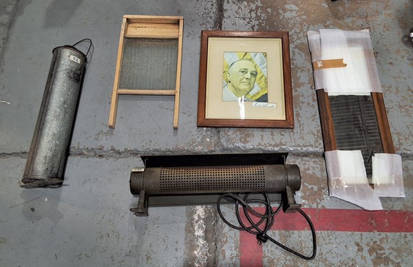 Lot 247 - SUNDRY LOT