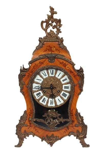 Lot 56 - MANTEL CLOCK