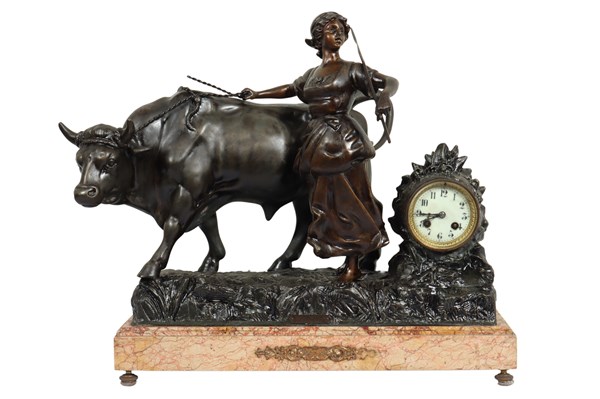 Lot 223 - FIGURAL SPELTER CLOCK