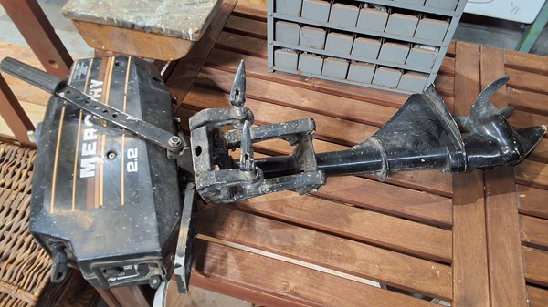 Lot 287 - OUTBOARD MOTOR