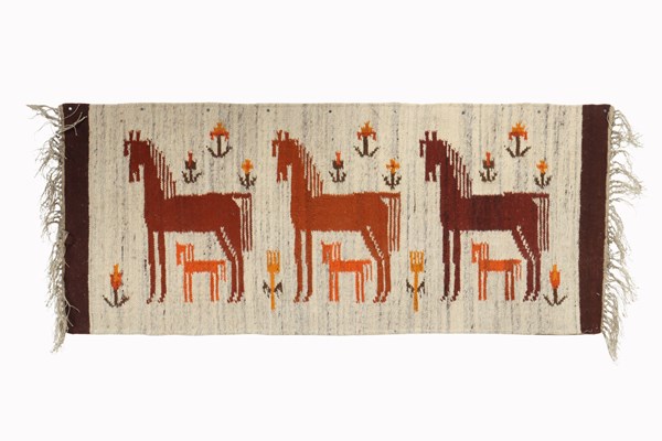 Lot 59 - WOOLLEN WALL HANGING