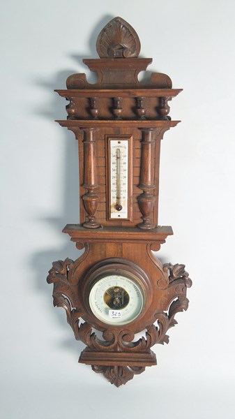 Lot 1134 - BAROMETER