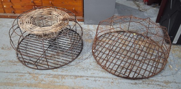 Lot 11 - CRAY POTS