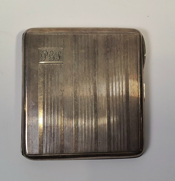 Lot 1075 - SILVER CIGARETTE CASE