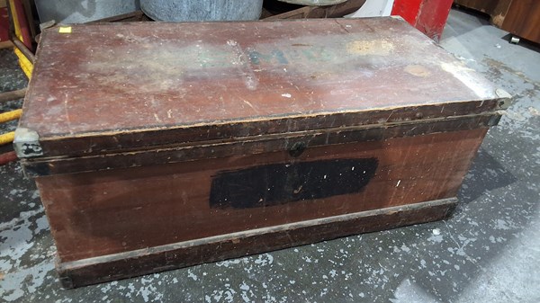 Lot 281 - CHEST OF TOOLS