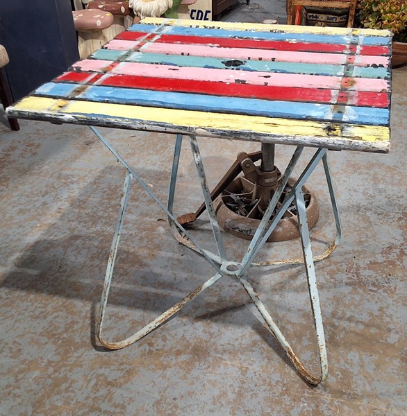 Lot 231 - PATIO TABLE