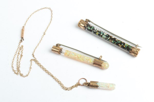 Lot 1031 - OPAL JEWELLERY