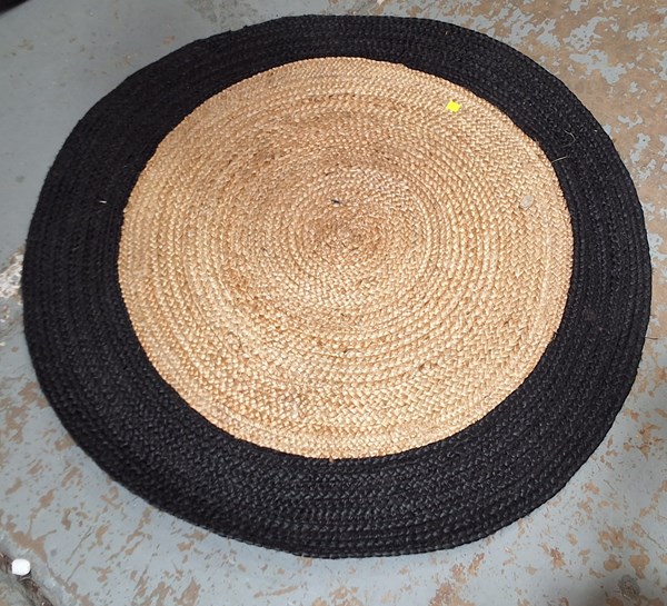 Lot 181 - JUTE RUG
