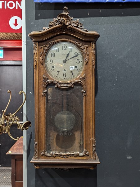 Lot 65 - WALL CLOCK