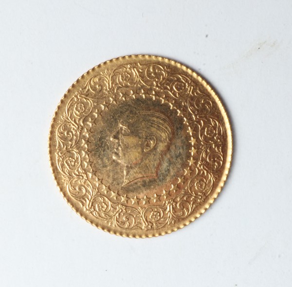 Lot 1006 - GOLD COIN
