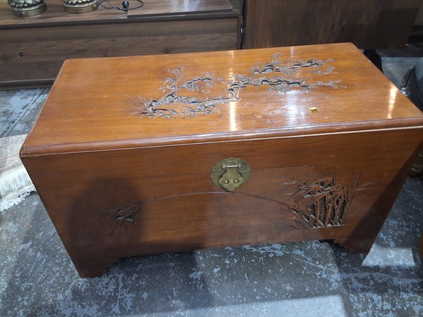 Lot 214 - CAMPHOR WOOD CHEST
