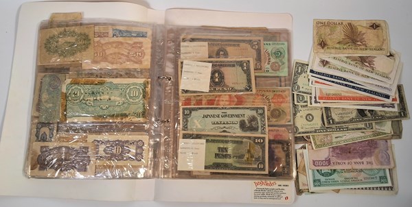 Lot 1104 - BANKNOTES
