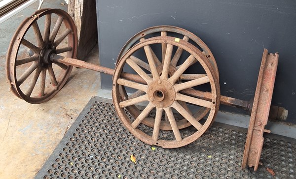 Lot 433 - VINTAGE WHEELS