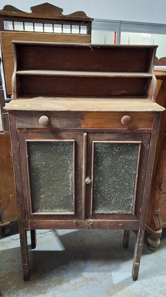 Lot 4 - MEAT SAFE