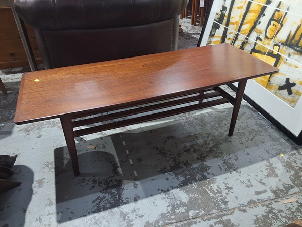 Lot 51 - COFFEE TABLE
