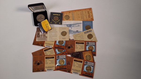 Lot 1087 - COINS