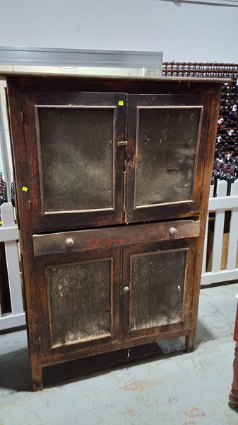Lot 17 - MEATSAFE