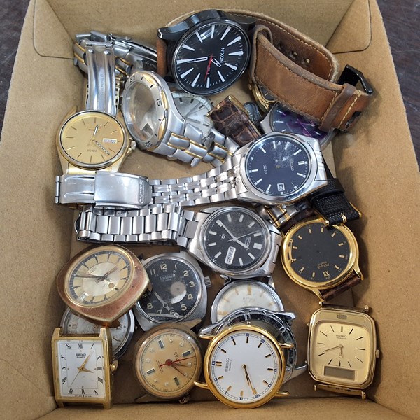 Lot 1048 - WRISTWATCHES