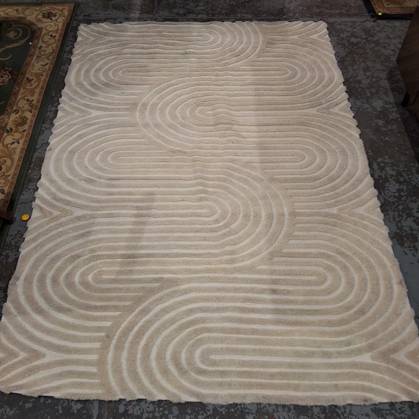 Lot 130 - RUG