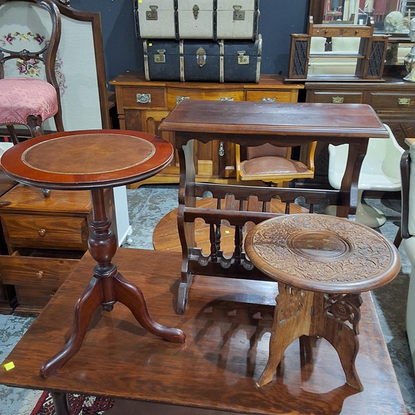 Lot 165 - FURNITURE LOT