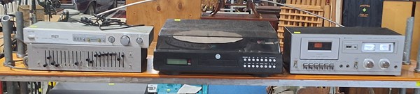Lot 228 - STEREO LOT