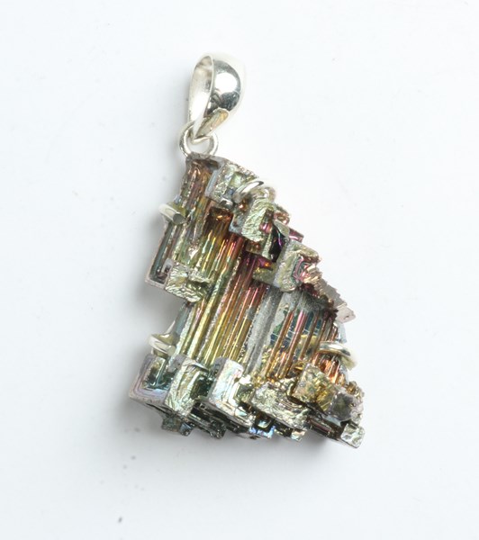 Lot 1056 - CRYSTAL PENDANT