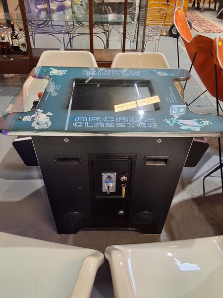 Lot 449 - ARCADE GAMES