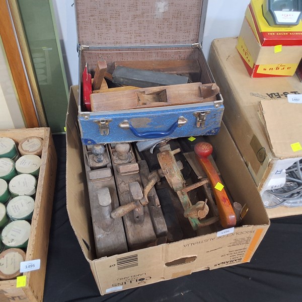 Lot 1477 - VINTAGE TOOLS AND PLANES