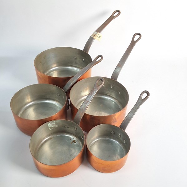 Lot 1380 - SET OF 5 COPPER SAUCEPANS