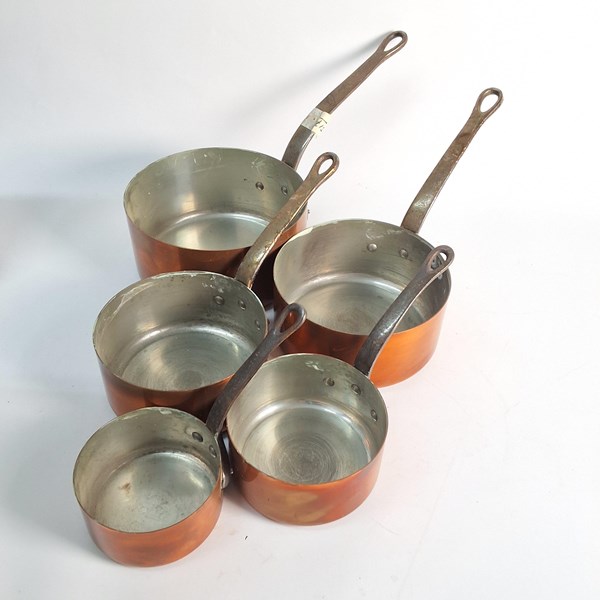 Lot 1357 - SET OF 5 COPPER SAUCEPANS