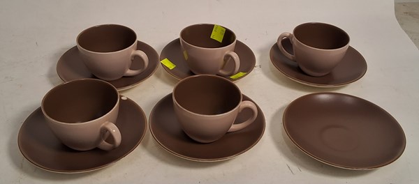 Lot 1156 - POOLE TEA CUPS