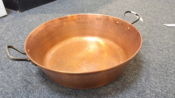 Lot 1299 - COPPER JAM BASIN