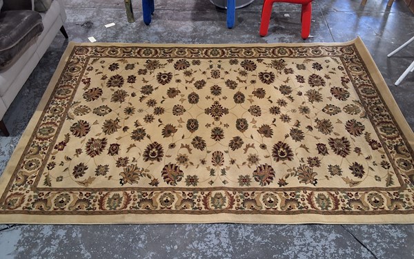 Lot 86 - RUG