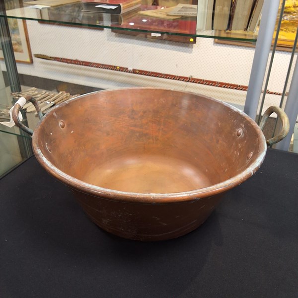 Lot 1357 - COPPER JAM BASIN