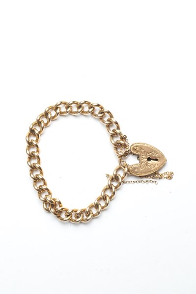 Lot 1038 - Bracelet